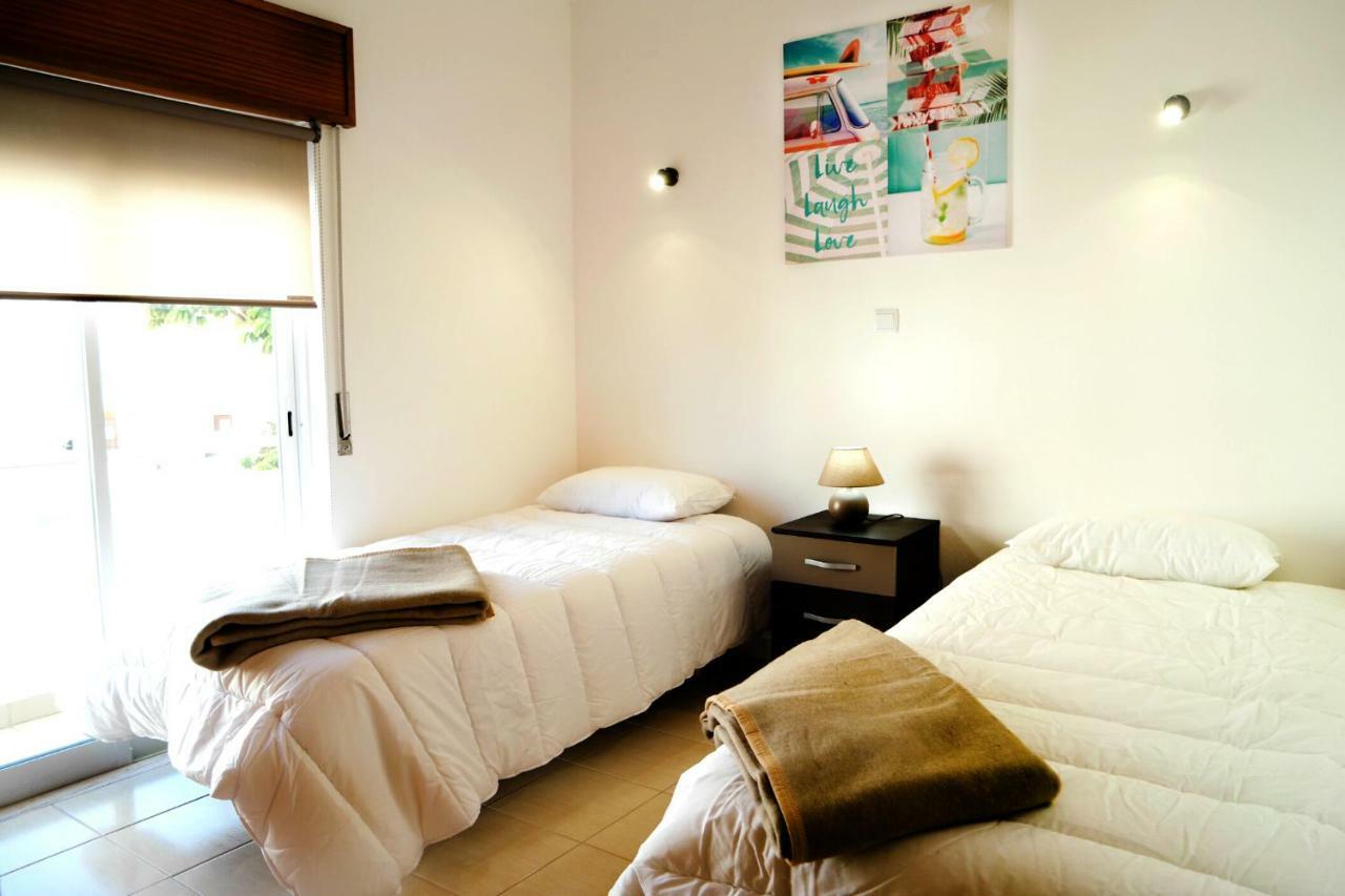 Louise Guest House Lagos Buitenkant foto